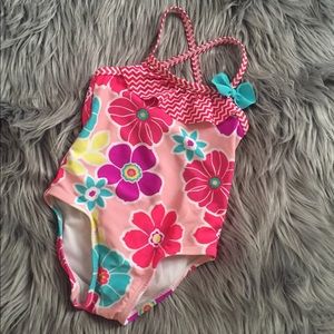 6-9 mo toddler swimsuit EUC
